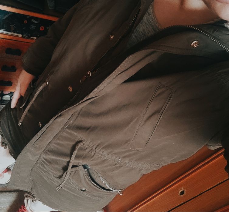 Geaca kaki Mango S/M vând/schimb