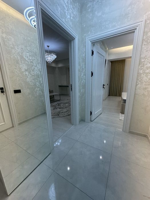 Цум (Ц-7) 2-х комнатна квартира 7-этаж 5 минут 110 школа метро Ойбек