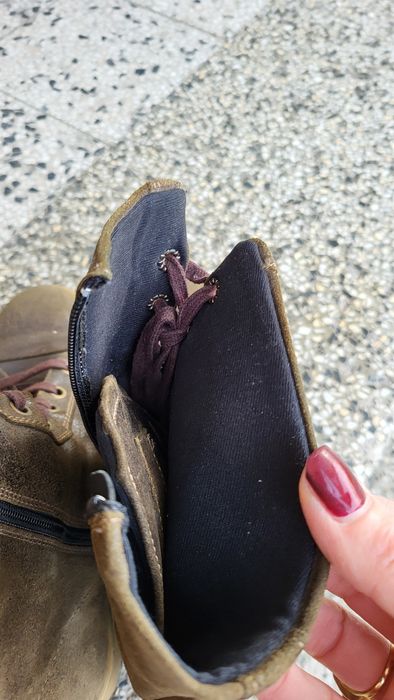 Дамски обувки -тип кубинки.