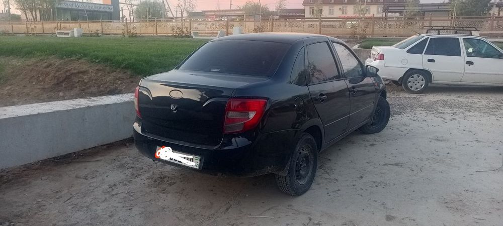 Yurib turgan moshina xolati yaxshi