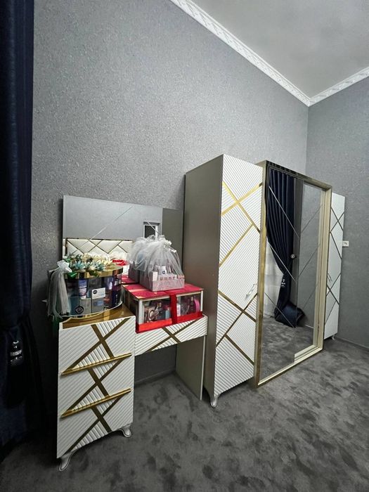 Yotoqxona mebellar tòplami