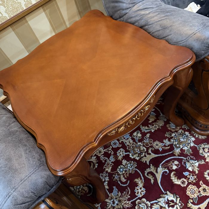 Журнальный стол Хитой