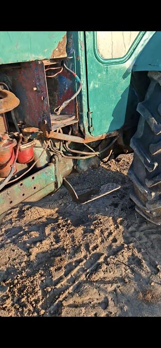 T_40 traktori sotiladi