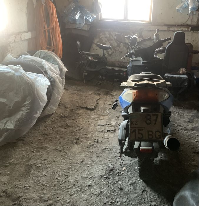 Продам скутер 150 кубов