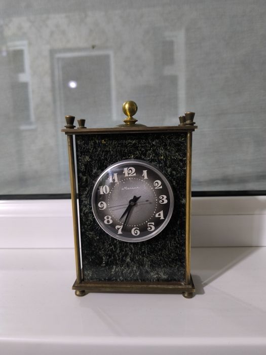 Коллекционное Настольные часы молния СССР