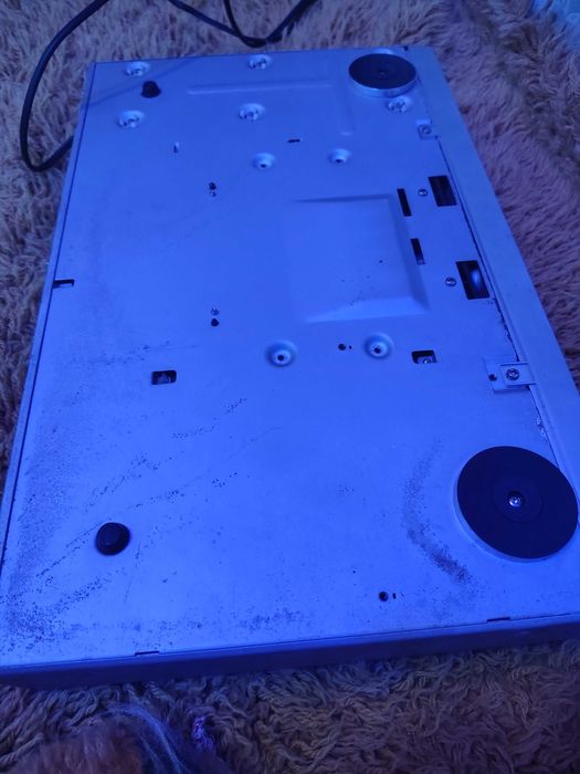 Продавам DVD player BLUEsky DV1000