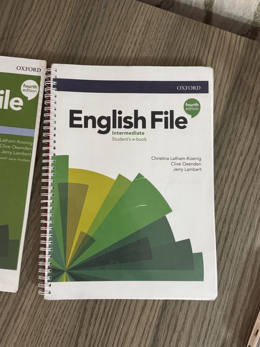 English File Intermediate