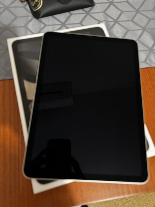 iPad Air (5th Generation) Wi-Fi 256gb