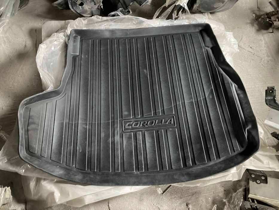 Коврик в багажник Тойота Королла / Toyota Corolla