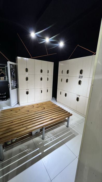 Тренажерный зал сотилади