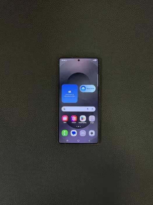 Samsung S25 Ultra . като нов, 256GB, Titanium Black