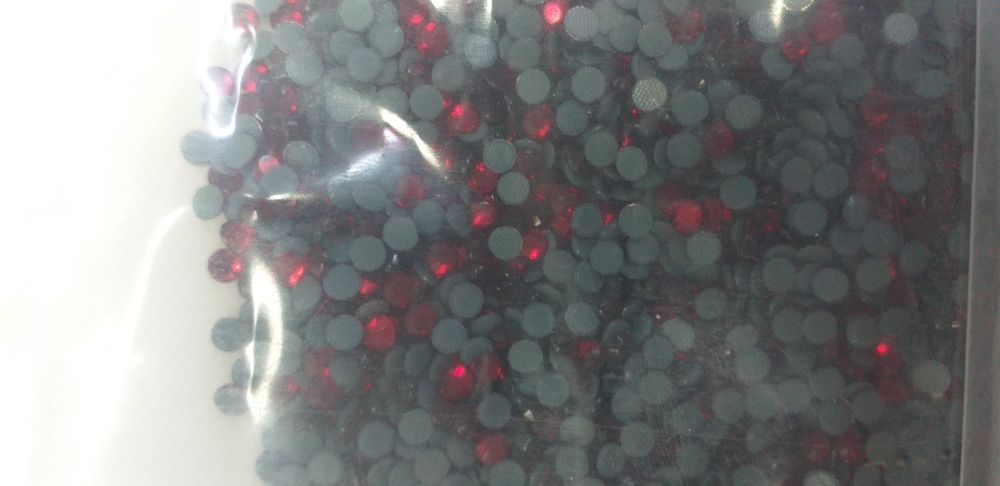 Камъни (кристали) ДМЦ. за декорация за топло лепене