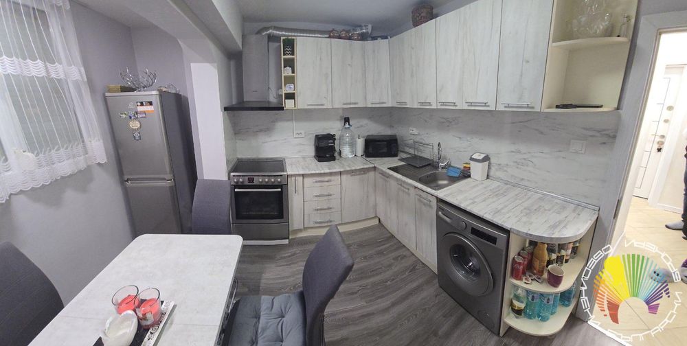 Дава се под наем Тристаен апартамент в Бургас, Славейков - 65 кв.м за 612 € - Снимка #8