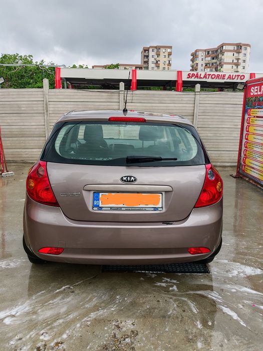 Vând: KIA Ceed 1.6 benzina 122 cp