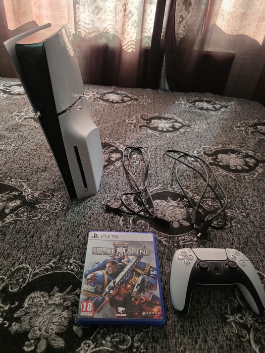 Playstation 5 + 1 joc