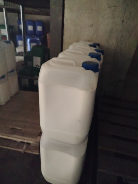 Пустой канистралар