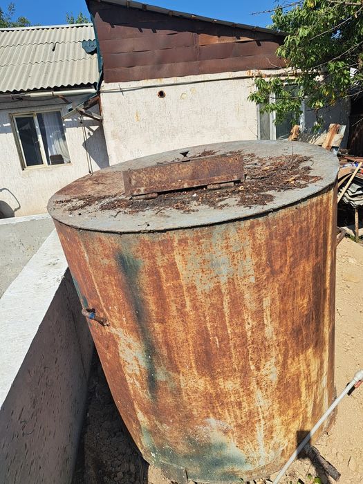 Продам железную бочку