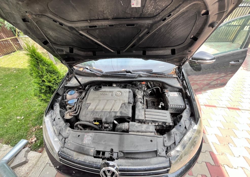 Vând Golf 6 2008 , motor 2.0 CBDC