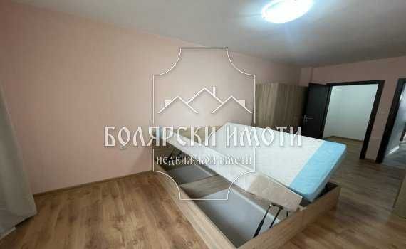 Дава се под наем Тристаен апартамент в Велико Търново, Център - 80 кв.м за 408 € - Снимка #8