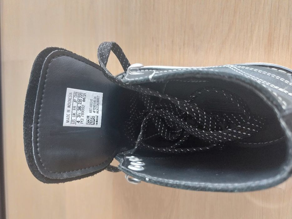 Adidas Superstar Boot H00241