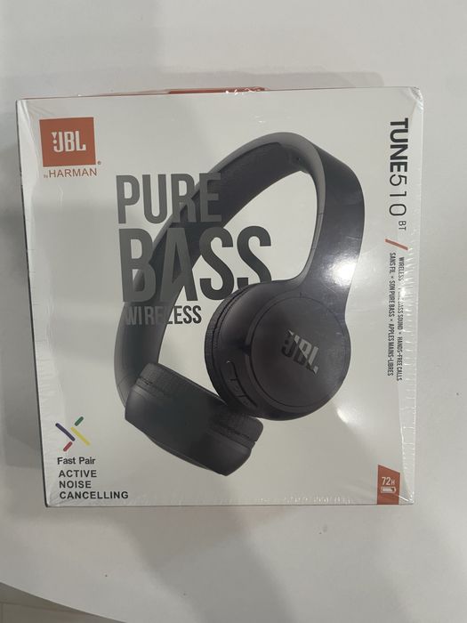 JBL Наушники.