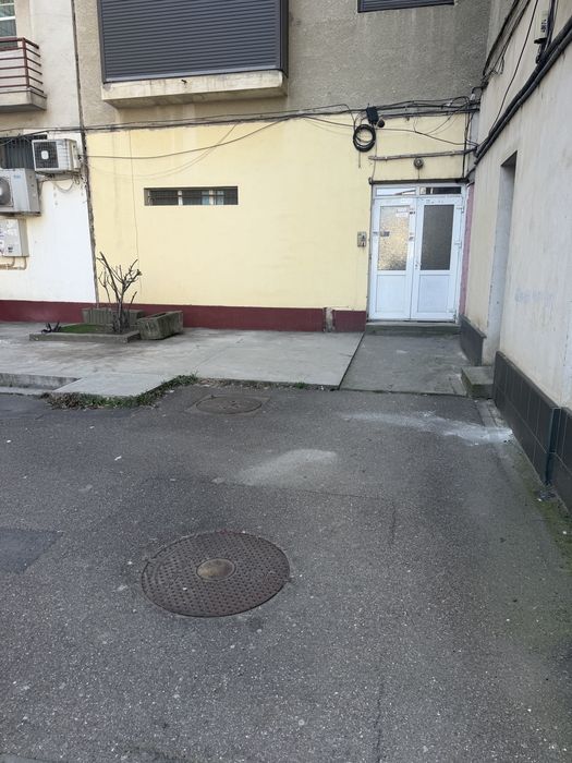 Vand garsoniera situata pe Bulevardul Tudor Vladimirescu