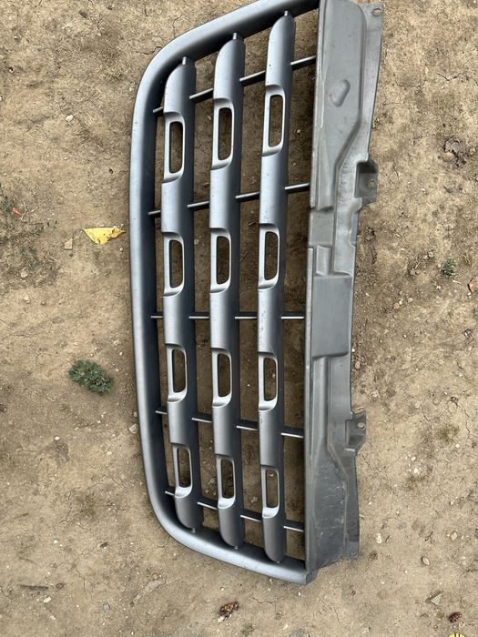 Grilă radiator renault master.cod:623100256.r.