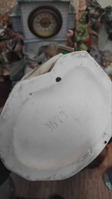 Порцеланов часовник с 2 вази - комплект