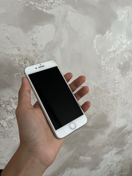 IPhone 8, белый цвет, 64 гб