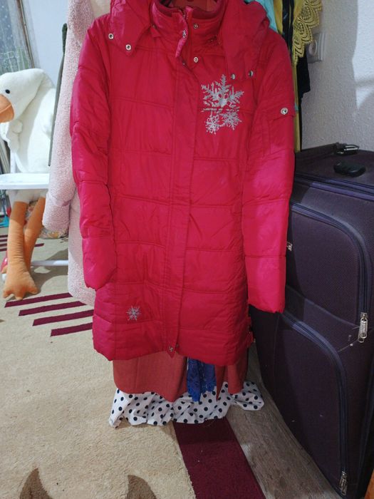 Продам новую куртку