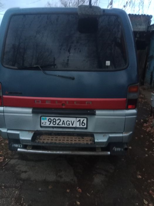 Продам Мицубиси Делика