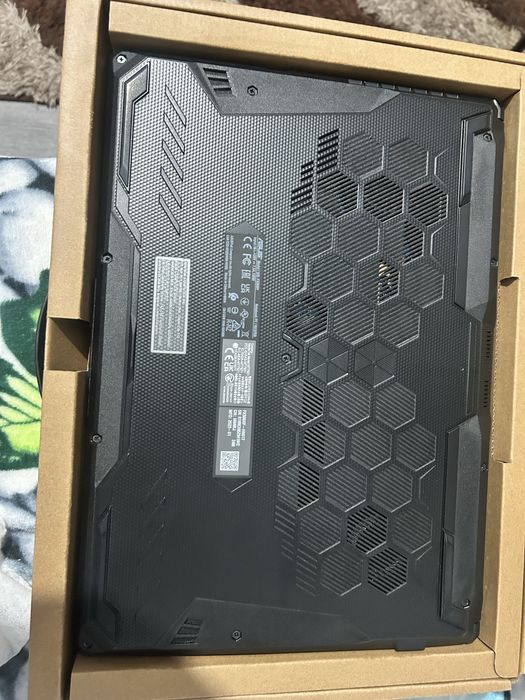 Laptop asus tuff gaming  cititi descrierea