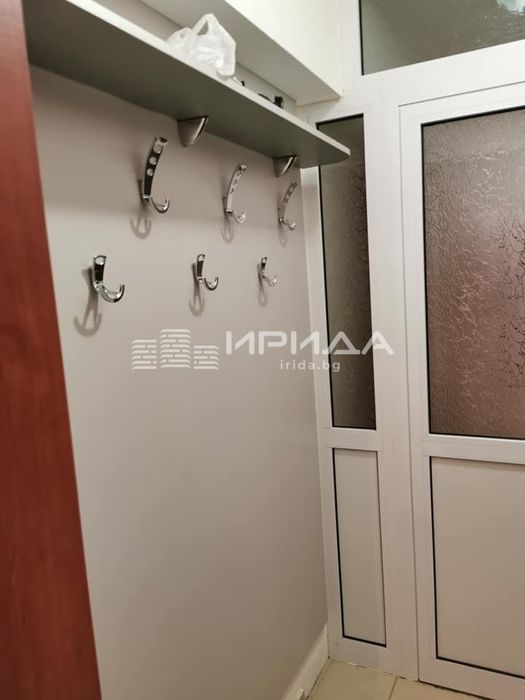 Двустаен апартамент в младост 1