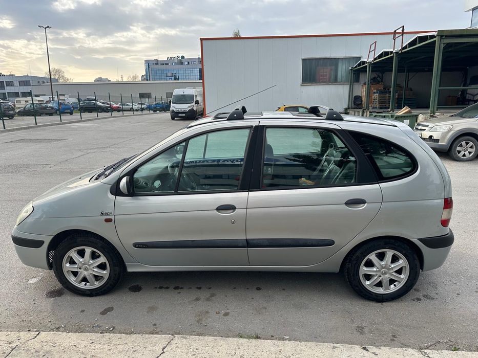Renault Сценик 2001г 2.0 137кс. газ / бензин
