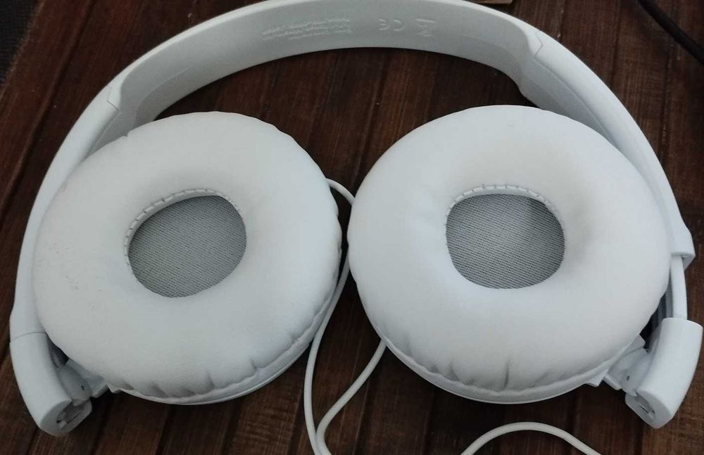 Слушалки Sony MDR-ZX110AP
