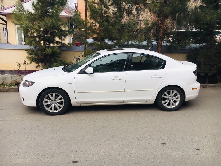 Легендарная MAZDA модель 3 (MADE IN JAPAN) для рынка ОАЭ