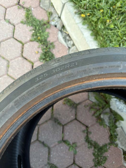 2бр Hankook 325/30/21 летни гуми