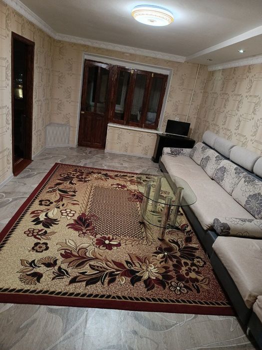 Срочно сдается 2х комнатная квартира, Азиз базар,11 поликлиника