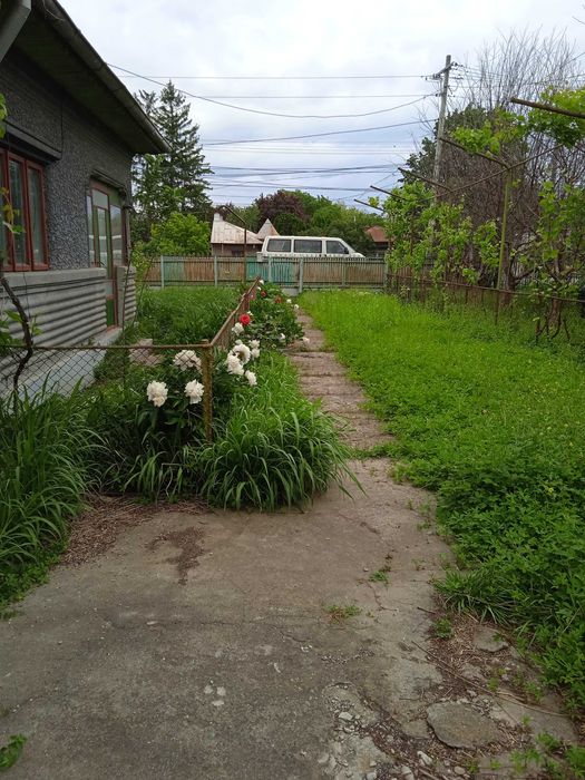 Vand casa cu teren 1 0000 m pe DN 1n  romanesti  Prahova