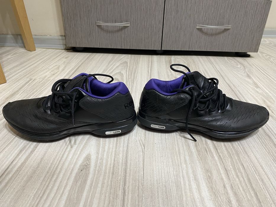 маратонки Reebok easy tone