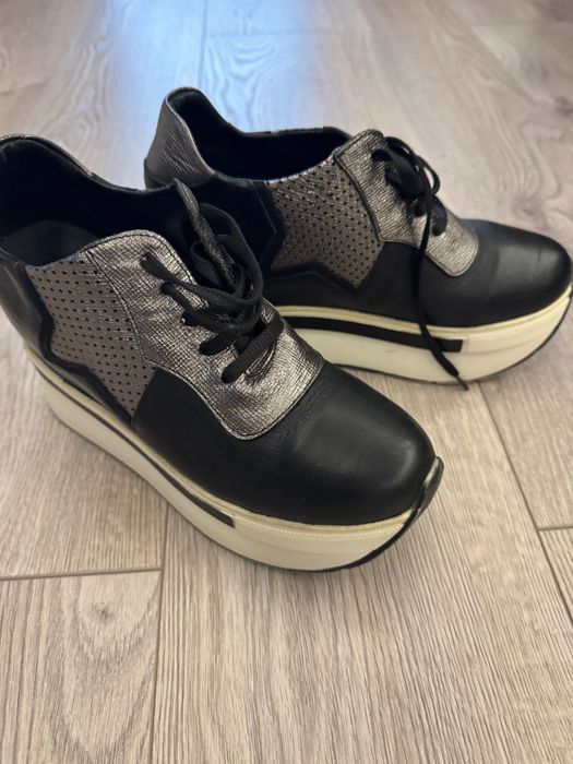 Дамски обувки естествена кожа