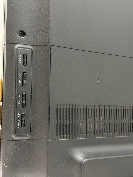 Срочно продам телевизор