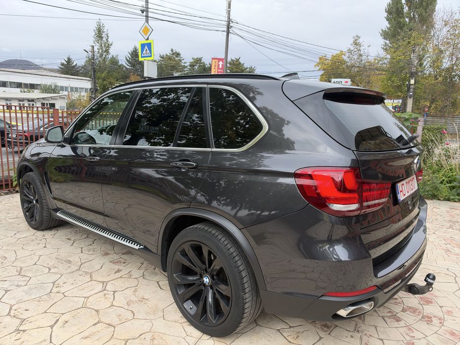 Bmw-X5,   x- drive, 7Locuri, 3.0 cmc,  Euro6 , Bi- xenon- Led- webasto- Navi- Head-up