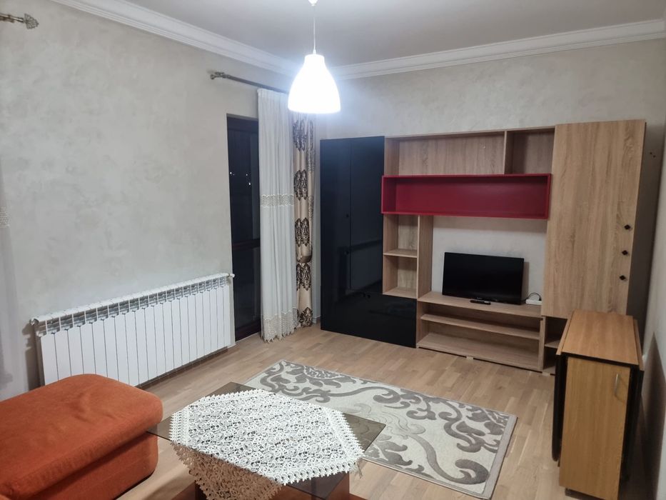 Apartament 2 camere de închiriat