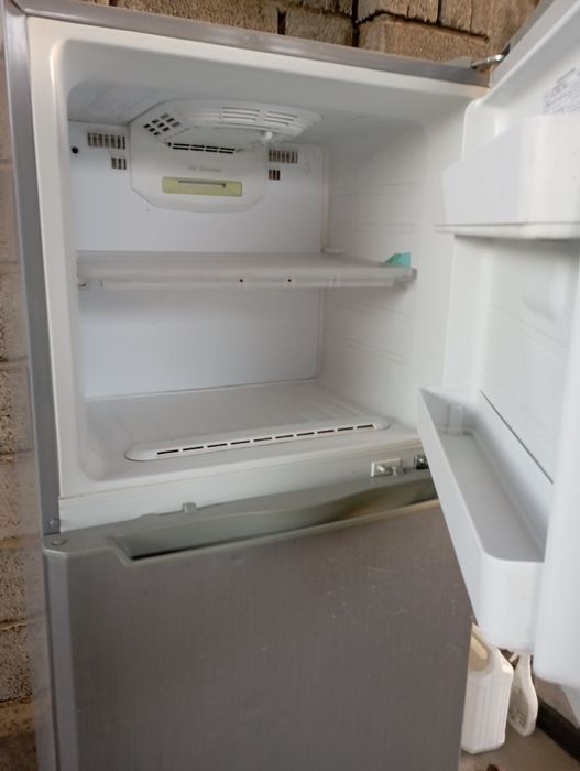 Холодильник 80000