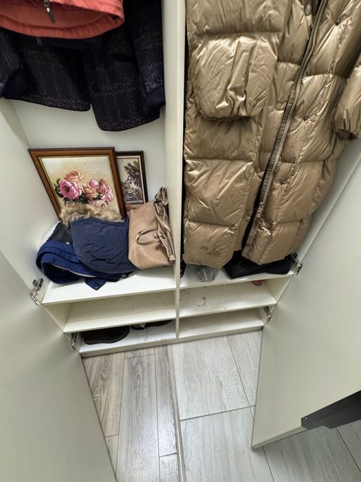 Продается мебель в прихожую