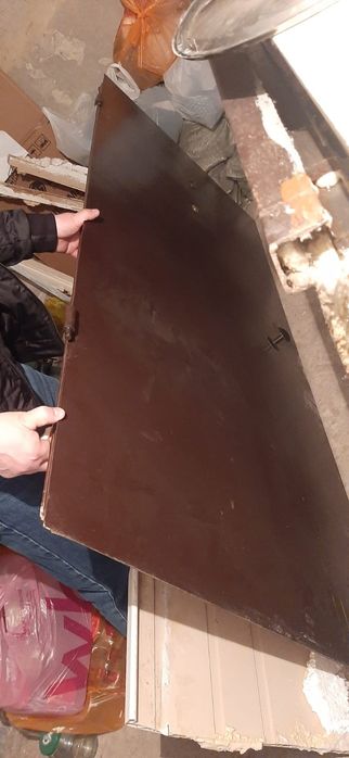 Продам входную дверь б/ у