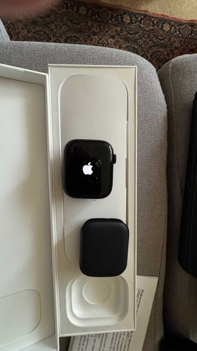 Мъжки Apple Watch с гаранция.