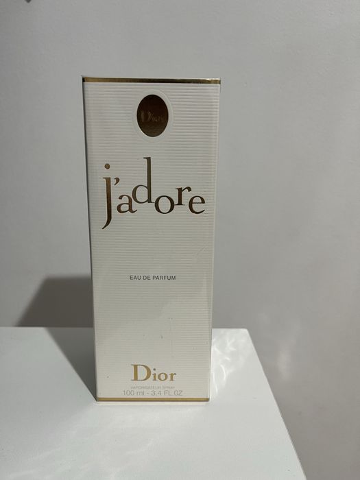 Dior J’adore.