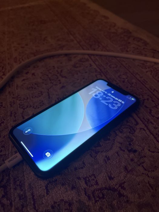 Iphone 11 64 GB Акб 76%